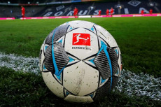 Bundesliga Kembali Bergulir,...