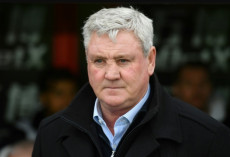 Pelatih Newcastle: Supermarket...