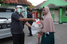 7.000 Paket Sembako...