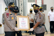 Kapolda Sumut Pimpin...