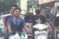 Masyarakat Abai, Wali...