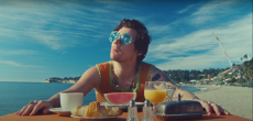 Harry Styles Bikin Heboh...