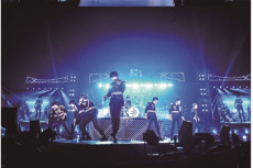 Gelar Konser Virtual,...