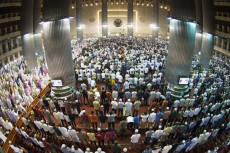Masjid Istiqlal Tak...