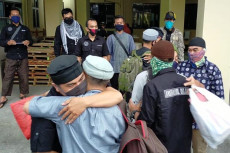 Tangis Haru Keluarga...