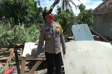 245 Rumah Rusak, 2 Meninggal...