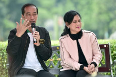 Presiden Jokowi dan...