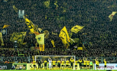 Borussia Dortmund vs...