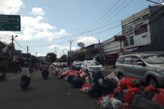 5 Truk Dikerahkan Angkut...