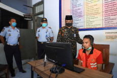 Tiadakan Kunjungan,...