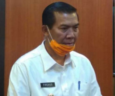 Wali Kota Firdaus Salurkan...