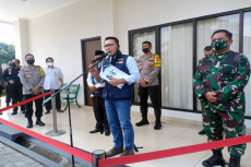 New Normal Dimulai Senin,...
