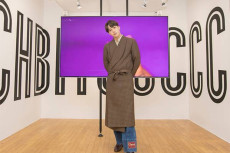 Kai EXO Pandu Pameran...