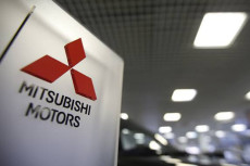 Penjualan Minim, Mitsubishi...