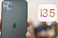 Apple Desak Pengguna...