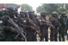 Pengerahan Militer Tangani...