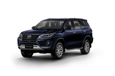 Toyota Fortuner Terbaru...