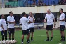 Liga 1 2020 Dilanjutkan,...