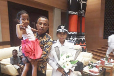 Luar Biasa, Istri Prajurit...