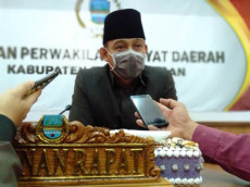 5 Anggota DPRD Pangandaran...