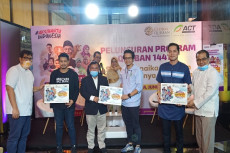 Bantu Ekonomi Masyarakat,...