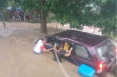 Hujan Lebat, Banjir...