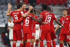 Muenchen Bisa Angkat...