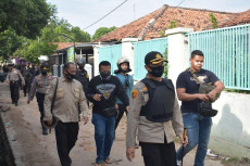 Pascatawuran, Polisi...