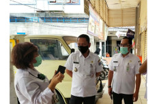 1 Pedagang Positif Covid-19,...