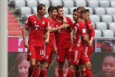 Robert Lewandowski Pecahkan...