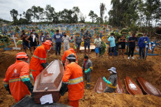Hampir 50.000 Jiwa Meninggal...