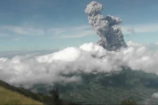 Gunung Merapi 2 Kali...