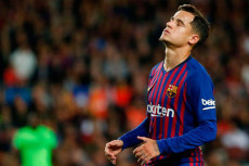 Barca Berpacu dengan...