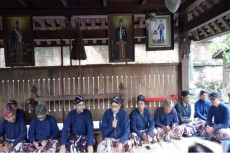 Sri Sultan Hamengkubuwono...