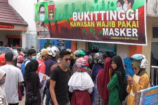 Urus PPDB 2020, Ratusan...