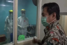 Puluhan Tenaga Medis...