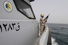 Militer Saudi Usir Kapal...