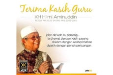 KH Hilmi Aminuddin Wafat,...