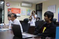 Sebagai Publik Figur,...