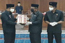 DPRD Kobar Segera Bahas...