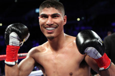 Mikey Garcia Semringah...