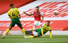 Babak I: Arsenal Dua...