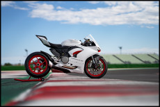 Ducati Panigale V2 Pakai...