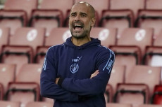 Pep Guardiola Tegaskan...