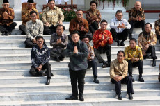 PDIP Dukung Jokowi Rombak...