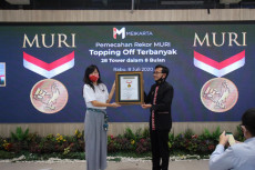Meikarta Kebut 28 Tower...