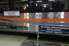 Mulai Jumat, KA Argo...