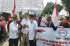 Massa Demo Kantor Dirjen...