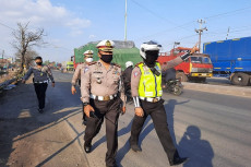 Urai Macet, Dirlantas:...