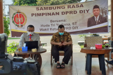 DIY Didorong Kreatif...